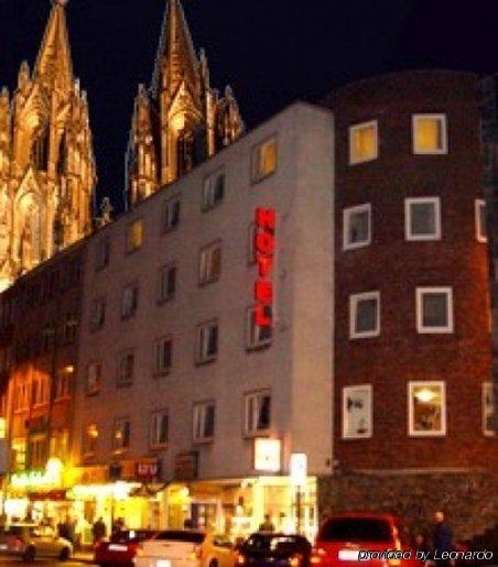 Boutique 003 Am Dom, Trademark Collection By Wyndham Hotel